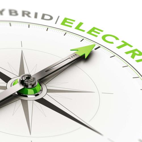 Diferenças entre Elétricos e Híbridos Quadrado